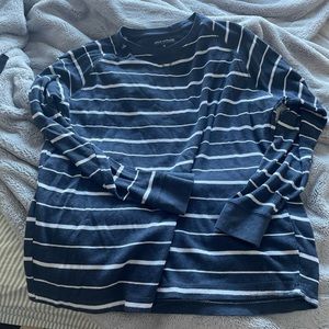 Super cute oversized long sleeve tee shirt